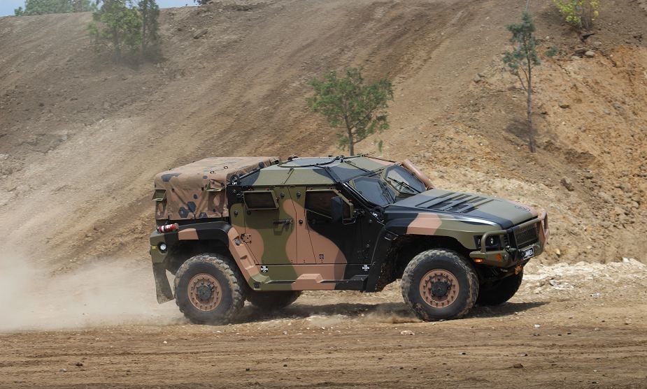 Hawkei_PMV-L_4x4_light_wheeled_high_new